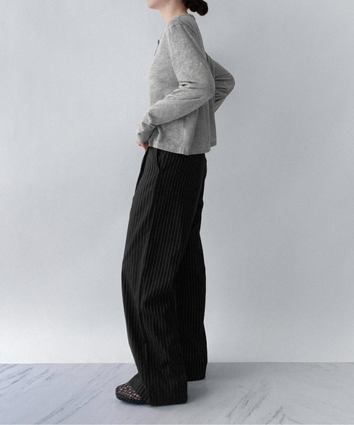 on:nue（オンニュ）の「【on:nue】[選べる8色展開] [接触冷感] 接触冷感シアーカーディガン（カーディガン/ボレロ・レディース・ブルー/グレー/イエロー/ネイビー/ダークグレー/ホワイト/ブラック/アイボリー・FREE）」の13枚目の写真