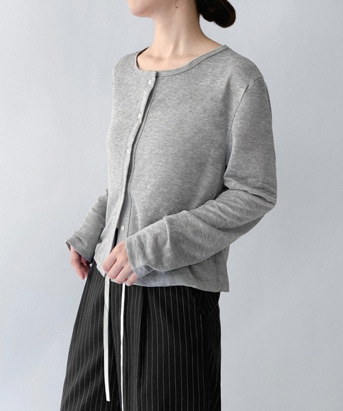 on:nue（オンニュ）の「【on:nue】[選べる8色展開] [接触冷感] 接触冷感シアーカーディガン（カーディガン/ボレロ・レディース・ブルー/グレー/イエロー/ネイビー/ダークグレー/ホワイト/ブラック/アイボリー・FREE）」の9枚目の写真