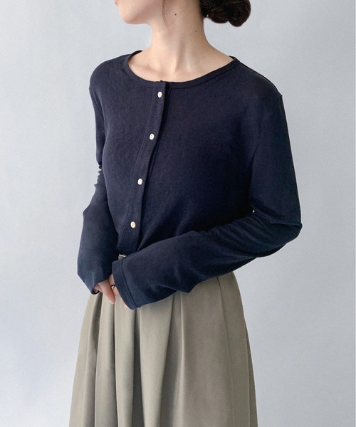 on:nue（オンニュ）の「【on:nue】[選べる8色展開] [接触冷感] 接触冷感シアーカーディガン（カーディガン/ボレロ・レディース・ブルー/グレー/イエロー/ネイビー/ダークグレー/ホワイト/ブラック/アイボリー・FREE）」の15枚目の写真