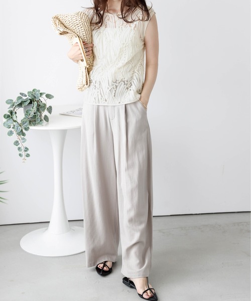 La-gemme(ラジェム)の「刺繍レースシアートップス(その他トップス・レディース・ブラック/ベージュ・フリー)」の5枚目の写真
