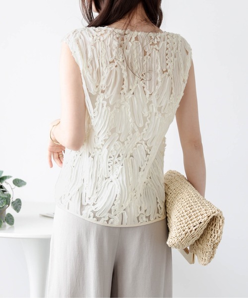 La-gemme(ラジェム)の「刺繍レースシアートップス(その他トップス・レディース・ブラック/ベージュ・フリー)」の10枚目の写真