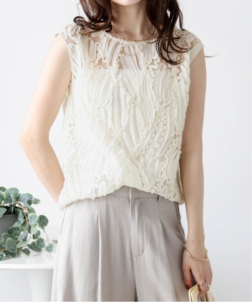 La-gemme(ラジェム)の「刺繍レースシアートップス(その他トップス・レディース・ブラック/ベージュ・フリー)」の6枚目の写真