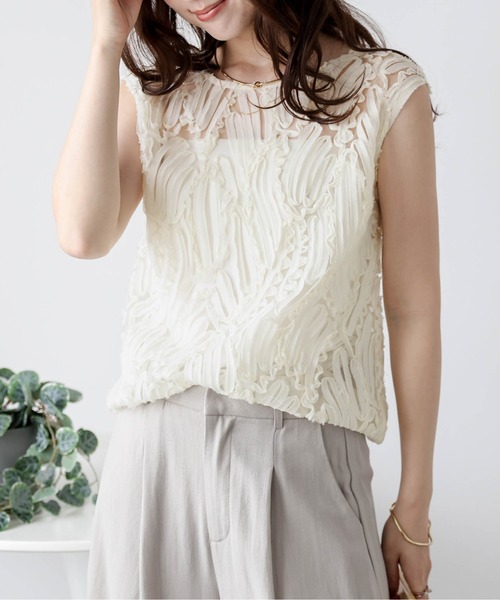La-gemme(ラジェム)の「刺繍レースシアートップス(その他トップス・レディース・ブラック/ベージュ・フリー)」の9枚目の写真