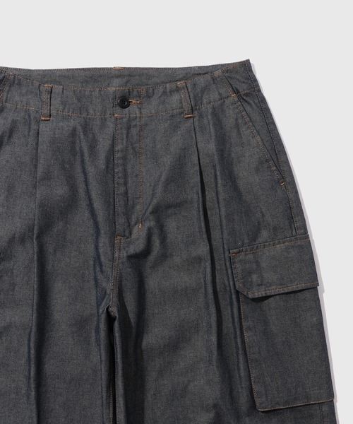 ADAM ET ROPE'(アダムエロペ)の「【ZOZO限定】ワイドカーゴデニムパンツ / セットアップ対応 ユニセックス ≪Made by ZOZO≫(デニムパンツ・メンズ・ブラック/ベージュ系その他/ダークブラウン/ネイビー・S/M/L)」の6枚目の写真