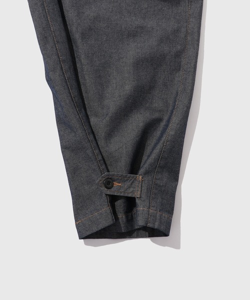 ADAM ET ROPE'(アダムエロペ)の「【ZOZO限定】ワイドカーゴデニムパンツ / セットアップ対応 ユニセックス ≪Made by ZOZO≫(デニムパンツ・メンズ・ブラック/ベージュ系その他/ダークブラウン/ネイビー・S/M/L)」の10枚目の写真