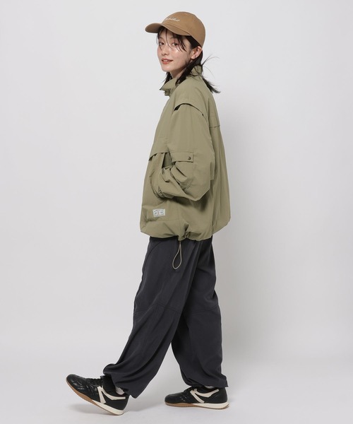 niko and...(ニコアンド)の「2WAYスタンドカラーブルゾン(ブルゾン・レディース・チャコール/ベージュ/ブラウン系その他・FREE)」の8枚目の写真