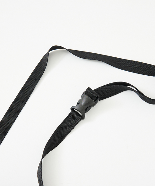 WILD THINGS（ワイルドシングス）の「【WILD THINGS/ワイルドシングス】DELFY CHALK BAG/WTチョークバッグ/ショルダー/ユニセックス【WEB限定】（ボディバッグ/ウエストポーチ・メンズ・ブラック・フリー）」の4枚目の写真