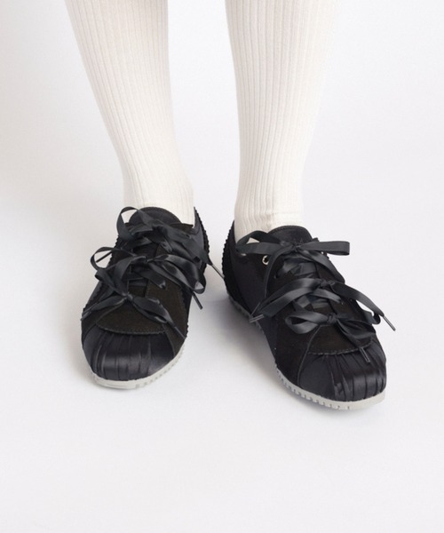 Maia/サテンリボンバレエスニーカー（バレエシューズ）｜Lucida