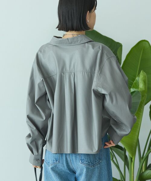 AMERICAN HOLIC(アメリカンホリック)の「Wポケットフェイクレザーシャツ(シャツ/ブラウス・レディース・ブラック/グレー・L/M)」の13枚目の写真