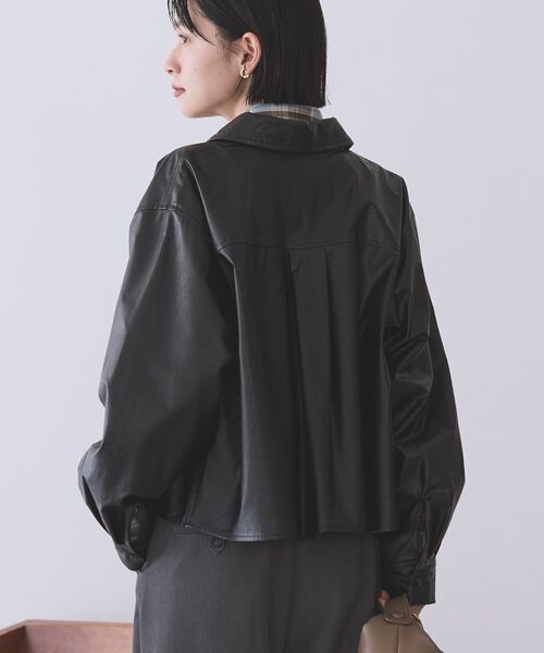 AMERICAN HOLIC(アメリカンホリック)の「Wポケットフェイクレザーシャツ(シャツ/ブラウス・レディース・ブラック/グレー・L/M)」の15枚目の写真