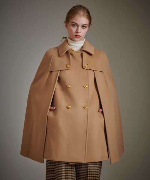 LOULOU WILLOUGHBY(ルルウィルビー)の「【LOULOU WILLOUGHBY】シャルムビーバーケープコート(チェスターコート・レディース・ネイビー/キャメル/ホワイト/ブルー/サックスブルー・2)」の19枚目の写真