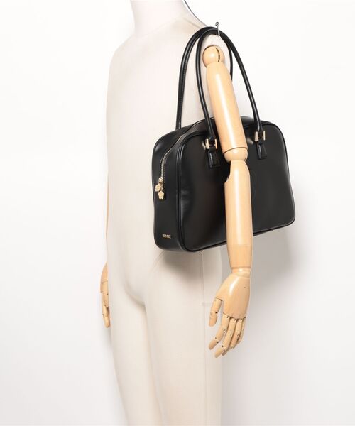 セール】スクエアエンボスデイジー トート（トートバッグ）｜MARY