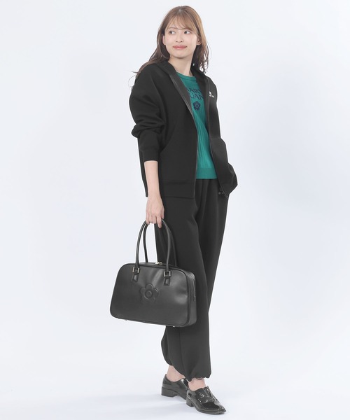 【タグ付き・未使用】スクエアボスデイジートート（ブラック） セール】スクエアエンボスデイジー トート（トートバッグ）｜MARY