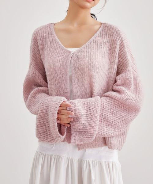 Lace Ladies(レースレディース)の「Vネック ワンボタン ショート ニット カーディガン(カーディガン/ボレロ・レディース・グレー/アイボリー/ピンク・FREE)」の1枚目の写真