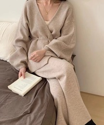 ボリュームスリーブニット×パンツセットアップ