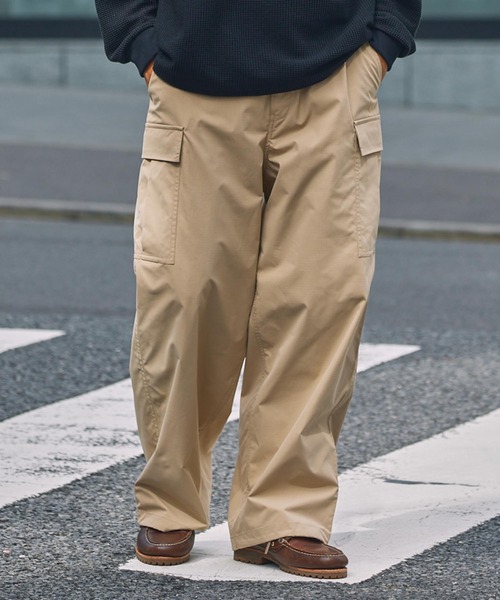 THE CRAFT CREW PRODUCTS(ザクラフトクループロダクツ)の「マルチファンクショナル ドローコード ストレッチワイドストレートカーゴパンツ / クイックドライ・イージーケア【THE C RAFT CREW PRODUCTS】(カーゴパンツ・メンズ・ベージュ/アイボリー/カーキ/ブラック・L/M/S)」の7枚目の写真