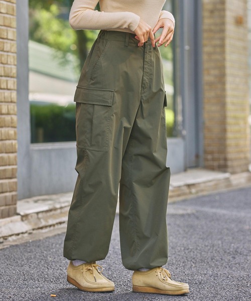 THE CRAFT CREW PRODUCTS（ザクラフトクループロダクツ）の「マルチファンクショナル ドローコード ストレッチワイドストレートカーゴパンツ / クイックドライ・イージーケア【THE C RAFT CREW PRODUCTS】（カーゴパンツ・メンズ・ベージュ/アイボリー/カーキ/ブラック・L/M/S）」の21枚目の写真