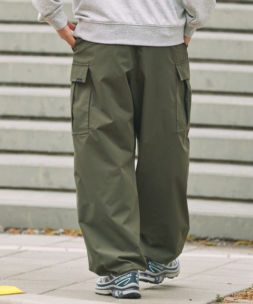 マルチファンクショナル ドローコード ストレッチワイドストレート