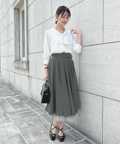 an another angelus(アンアナザーアンジェラス)の「刺繍入りクロスストラップパンプス/fint フィント(パンプス・レディース・アイボリー/ブルーグリーン/ブラック・S/M/L)」の17枚目の写真