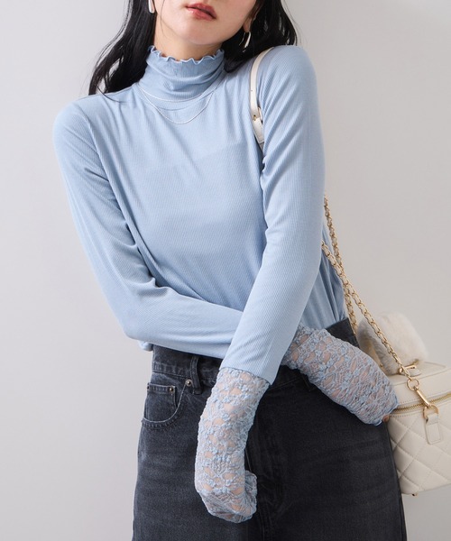 VIS（ビス）の「袖クシュクシュハイネックテレコインナープルオーバー/静電気防止・イージーケア（Tシャツ/カットソー・レディース・オフホワイト/ブラック/サックスブルー/グレー・FREE）」の6枚目の写真