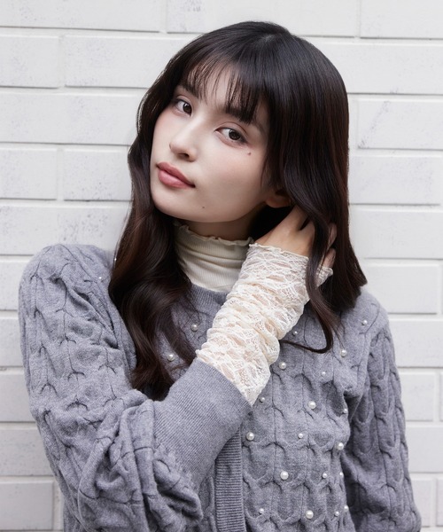 VIS（ビス）の「袖クシュクシュハイネックテレコインナープルオーバー/静電気防止・イージーケア（Tシャツ/カットソー・レディース・オフホワイト/ブラック/サックスブルー/グレー・FREE）」の13枚目の写真