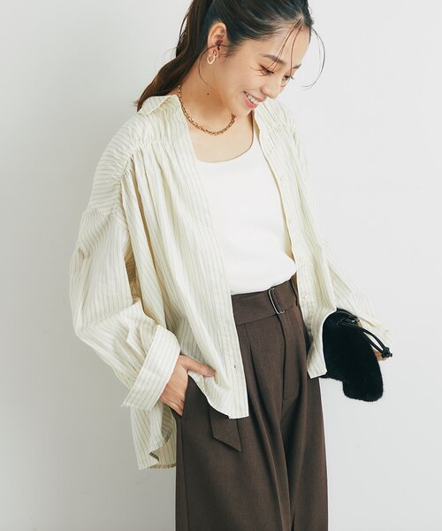 un dix cors（アンディコール）の「《デイリーに活躍◎》ギャザーストライプシャツ（シャツ/ブラウス・レディース・アイボリー/ブルー・FREE）」の4枚目の写真