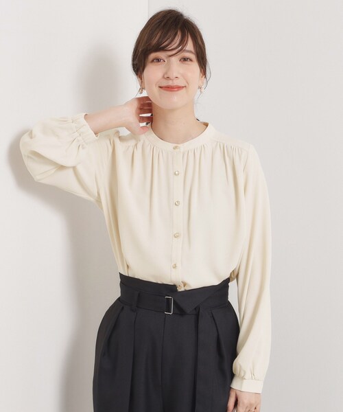 ITS'DEMO（イッツデモ）の「【手洗い可】前開きブラウス（シャツ/ブラウス・レディース・グレー/アイボリー/ベビーピンク/ブラック系・00）」の8枚目の写真