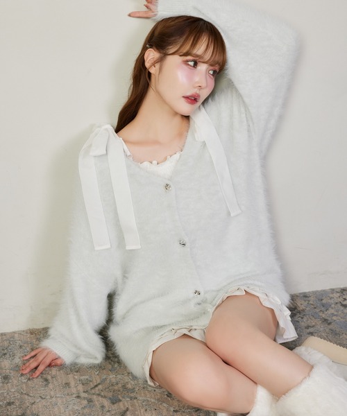 one after another NICE CLAUP(ワンアフターアナザーナイスクラップ)の「肩リボンシャーリングトップス(Tシャツ/カットソー・レディース・チャコールグレー/オフホワイト/アイボリー・FREE)」の16枚目の写真