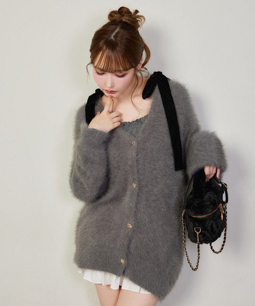 one after another NICE CLAUP(ワンアフターアナザーナイスクラップ)の「肩リボンシャーリングトップス(Tシャツ/カットソー・レディース・チャコールグレー/オフホワイト/アイボリー・FREE)」の12枚目の写真