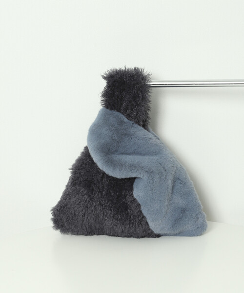 Firsthand（ファーストハンド）の「Firsthand/ファーストハンド フェイクファーコンビ トートバッグ（トートバッグ・レディース・オフホワイト/ブルー/その他9・ONE SIZE）」の6枚目の写真