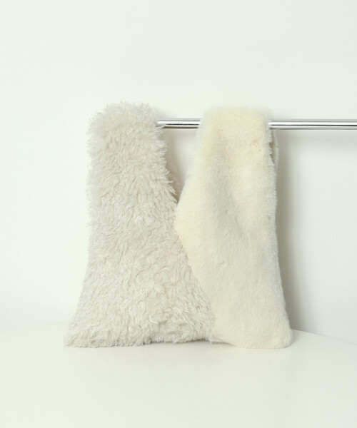 Firsthand（ファーストハンド）の「Firsthand/ファーストハンド フェイクファーコンビ トートバッグ（トートバッグ・レディース・オフホワイト/ブルー/その他9・ONE SIZE）」の9枚目の写真