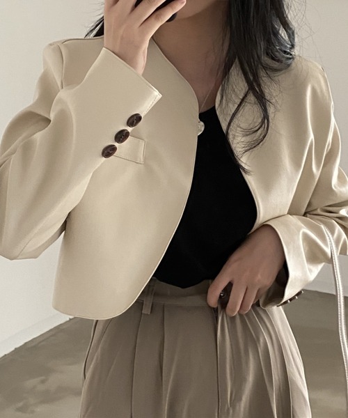 セール】YUGA_YGMC Collarless cropped faux leather jacket