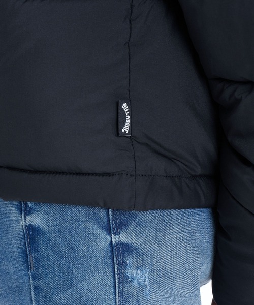 BILLABONG（ビラボン）の「BILLABONG レディース Y2K PUFF JACKET ジャケット 【2025年秋冬モデル】 @autumn/ビラボンY2Kロゴバックプリントパフジャケット（ダウンジャケット/コート・レディース・ブラック/オフホワイト・LARGE/MEDIUM）」の14枚目の写真