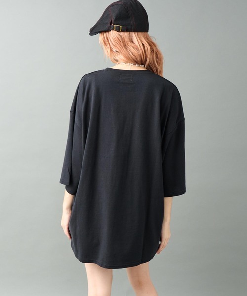 ANAP(アナップ)の「レース ビスチェ プリント 7分袖 オーバーサイズ ロンT(Tシャツ/カットソー・レディース・オフホワイト/ダークアッシュ・F)」の10枚目の写真