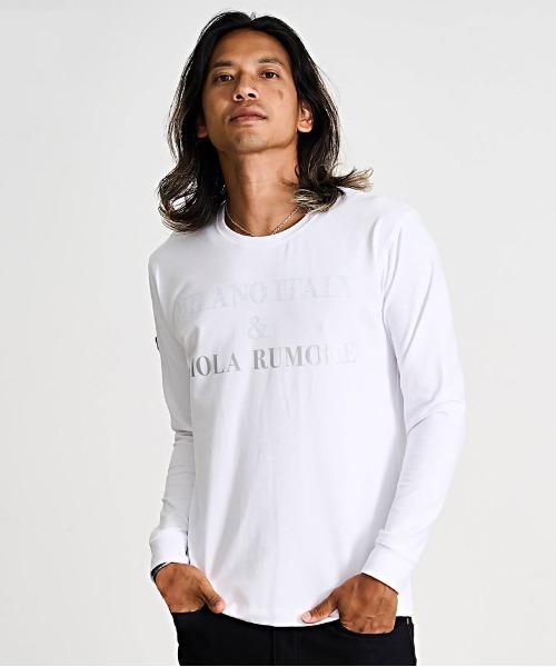 VIOLA(ヴィオラ)の「『VIOLA rumore/ヴィオラ ルモーレ』ロゴプリント入りクルーネック長袖カットソー(Tシャツ/カットソー・メンズ・ブラック/ホワイト/ホワイト×シルバー・M/XL/L)」の1枚目の写真