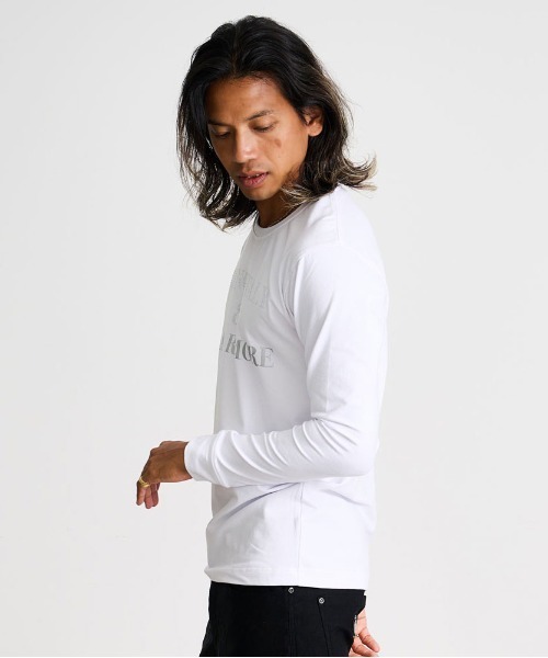 VIOLA(ヴィオラ)の「『VIOLA rumore/ヴィオラ ルモーレ』ロゴプリント入りクルーネック長袖カットソー(Tシャツ/カットソー・メンズ・ブラック/ホワイト/ホワイト×シルバー・M/XL/L)」の8枚目の写真