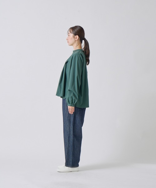 Kelen(ケレン)の「「KELEN / ケレン」タックデザインブラウス(シャツ/ブラウス・レディース・ブラック/グレー/オフホワイト/グリーン・S/M)」の16枚目の写真