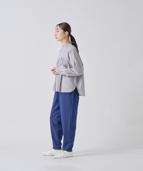 Kelen(ケレン)の「「KELEN / ケレン」タックデザインブラウス(シャツ/ブラウス・レディース・ブラック/グレー/オフホワイト/グリーン・S/M)」の20枚目の写真