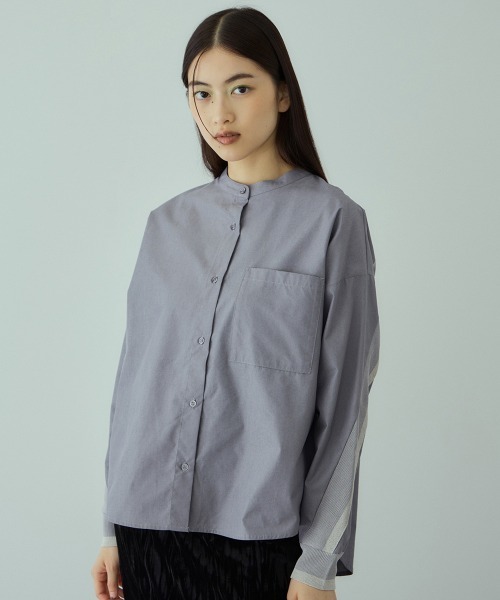 VICKY（ビッキー）の「バックヨークラインバンドカラーブラウス≪手洗い可能≫（シャツ/ブラウス・レディース・ホワイト系その他/ライトグレー/オフホワイト/ブラウン系その他・M）」の3枚目の写真