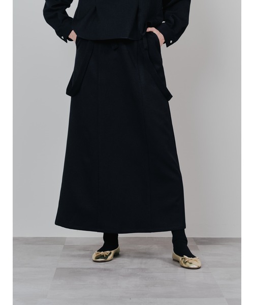 TEVALT（ヴァレット）の「サスペンダー付ソフトAラインスカート（スカート・レディース・ライトベージュ/ブラック/グレー・38）」の7枚目の写真