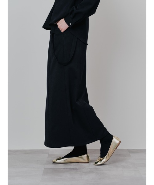 TEVALT（ヴァレット）の「サスペンダー付ソフトAラインスカート（スカート・レディース・ライトベージュ/ブラック/グレー・38）」の8枚目の写真