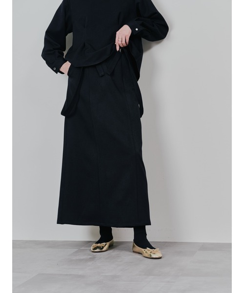 TEVALT（ヴァレット）の「サスペンダー付ソフトAラインスカート（スカート・レディース・ライトベージュ/ブラック/グレー・38）」の11枚目の写真