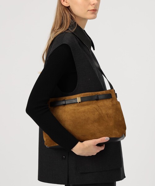 FRENZLAUER(フランツロアー)の「FRENZLAUER Greta Pouch ショルダーバッグ(ショルダーバッグ・レディース・カーキ・FREE)」の2枚目の写真