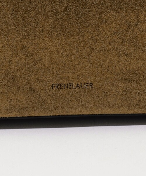 FRENZLAUER(フランツロアー)の「FRENZLAUER Greta Pouch ショルダーバッグ(ショルダーバッグ・レディース・カーキ・FREE)」の8枚目の写真