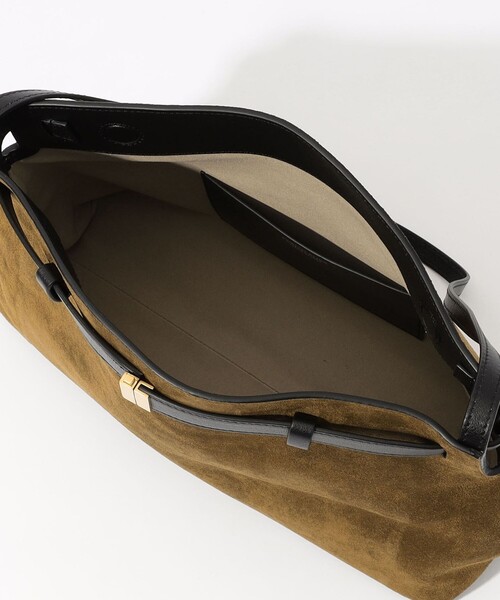 FRENZLAUER(フランツロアー)の「FRENZLAUER Greta Pouch ショルダーバッグ(ショルダーバッグ・レディース・カーキ・FREE)」の9枚目の写真