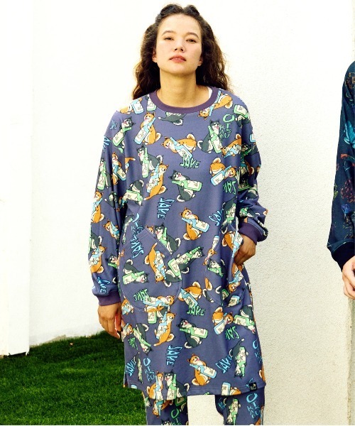 go slow caravan（ゴースローキャラバン）の「寝るまで気持ちいい総柄スムースワンピース（ワンピース・レディース・ブルー系その他/ダークパープル・FREE）」の2枚目の写真