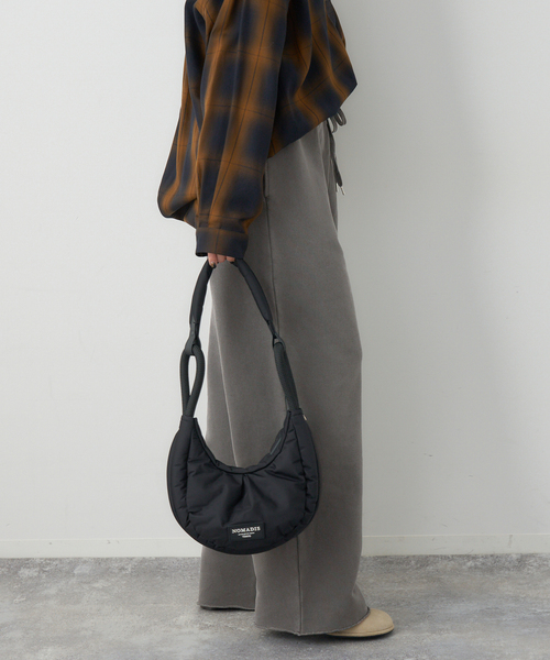 JOURNAL STANDARD（ジャーナルスタンダード）の「ピグメントギャザーパンツ（スウェットパンツ・レディース・ブラック系その他/ブラウン・FREE）」の10枚目の写真