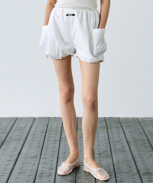 セール】MINIMAL LABEL CARGO SHORT PANTS_IVORY（その他パンツ