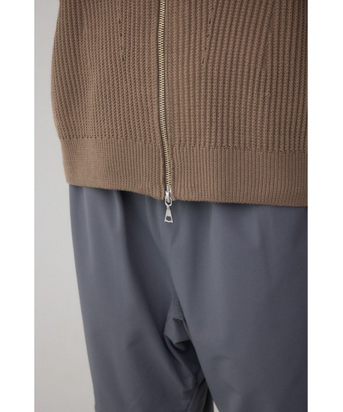 AZUL by moussy（アズールバイマウジー）の「ドライバーズニット（ニット/セーター・メンズ・グレー/ブラック/ダークベージュ・MEDIUM/LARGE）」の13枚目の写真