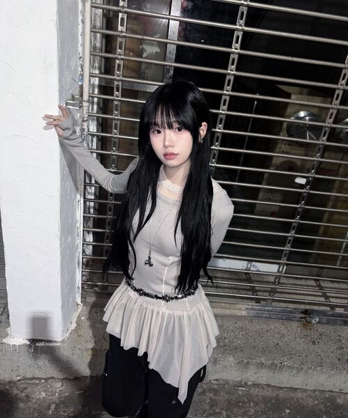 FLAREUP（フレアアップ）の「Layered Lace Frill Long Sleeve (FL-137_Gray)（Tシャツ/カットソー・レディース・グレー/ブラック/クリーム・OS）」の16枚目の写真